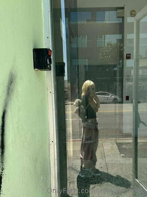 stop and stare