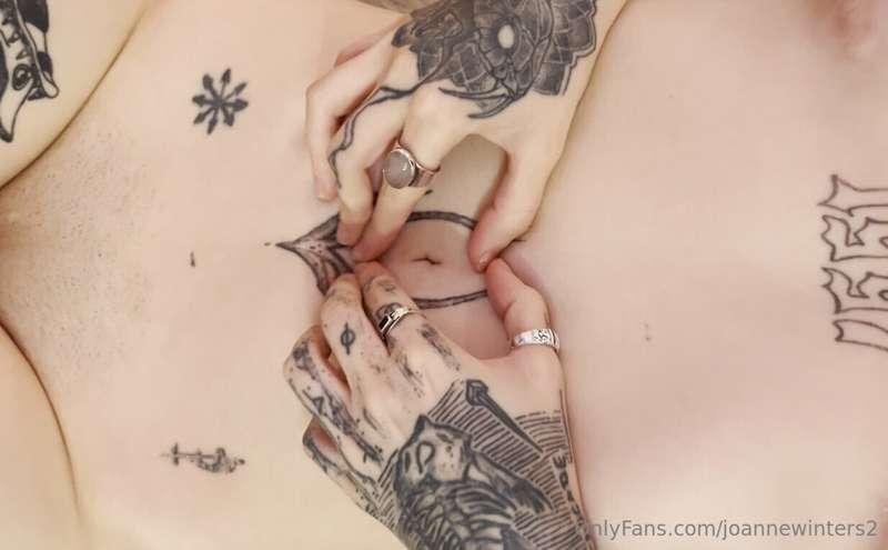 joannewinters2 image #0