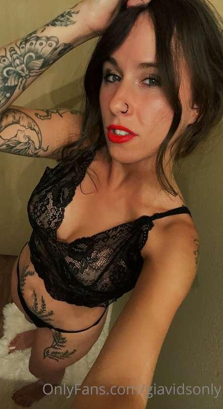 My look tonight do you think it’s hot