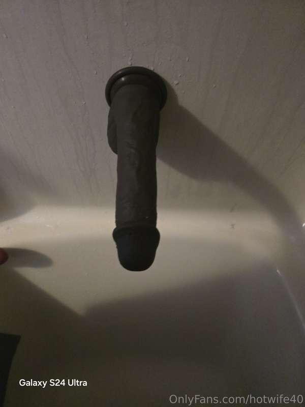 Oh daddy cum get that 🍆 hard and 💦. Cum watch momma play in ..