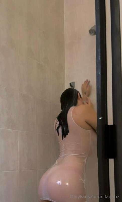 Me acompañas a bañarme💦🔥