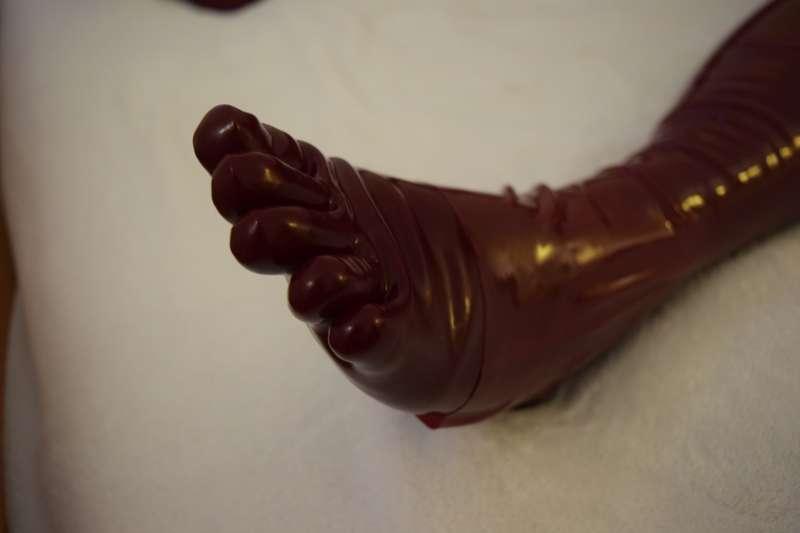 048 - Red Rubber (Part 1)