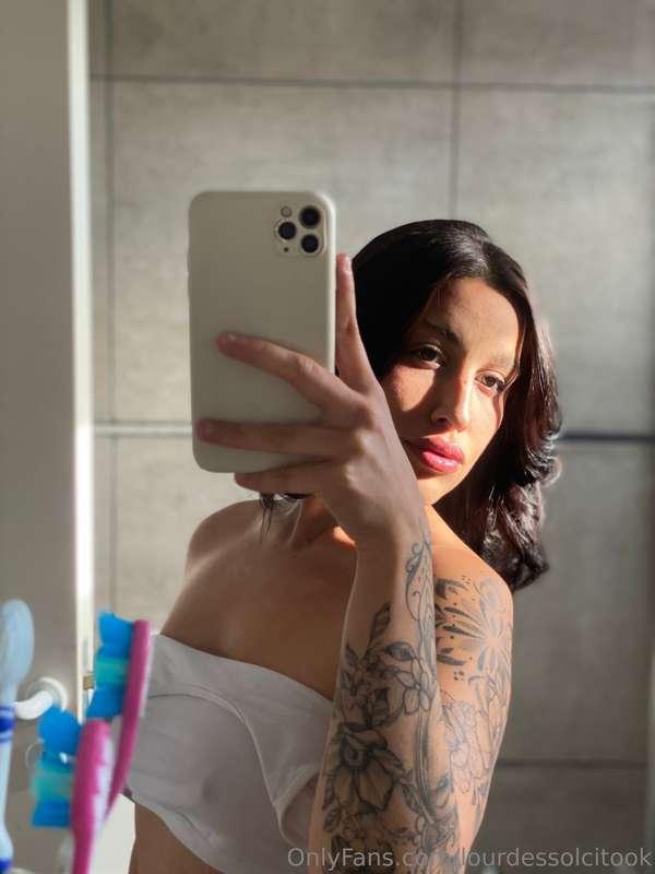 lourdessolcitook image #0