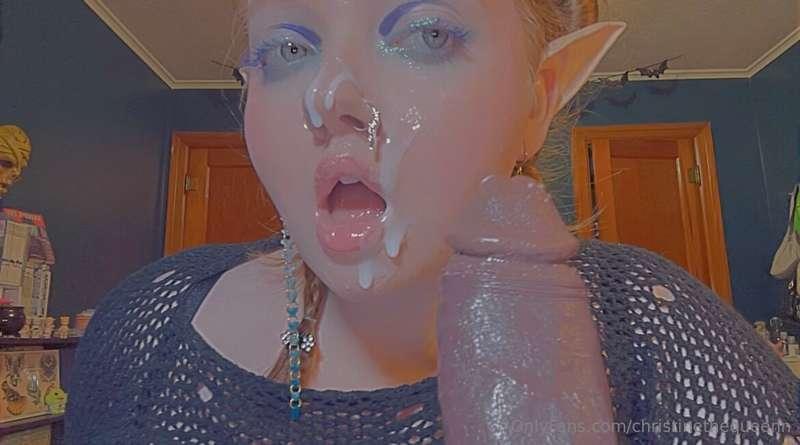 christinethequeenn image #5