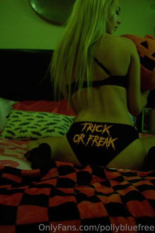 trick or freak 😈🖤