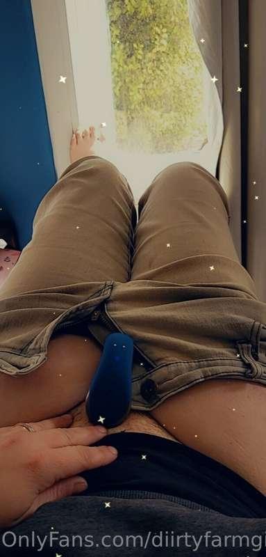 While hubs is out, should I have the sneaky play? 🤔💦 
Tip fo..