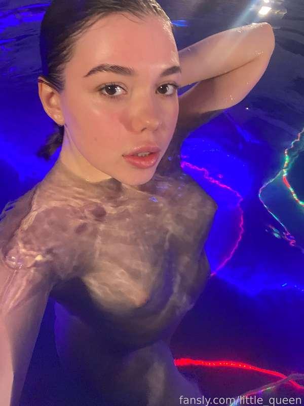 myelliqueen image #2