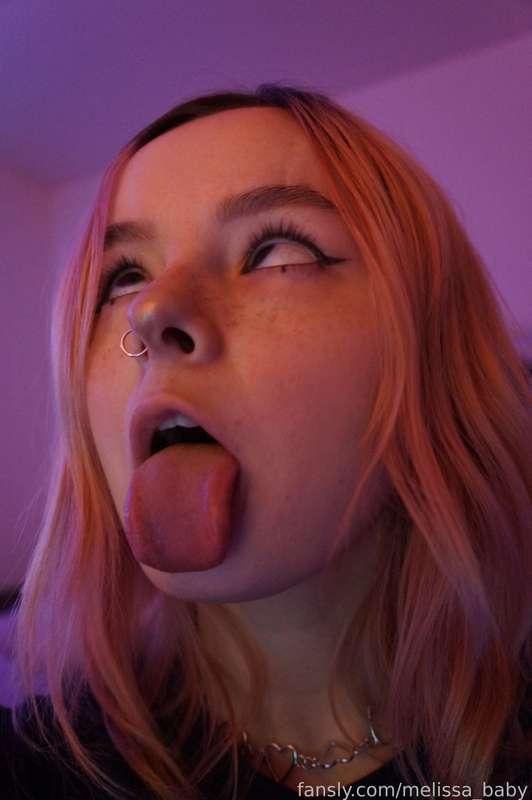 ~ isnt this cute ? :3

#ahegao #selfie #cute #pretty #fyp #loli #tongue #freckles #small #petite #teen