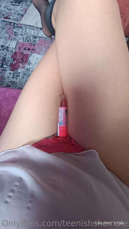 Ruj şeklinde şeker aldım, kim yalamak ister? 🤪 Who is gonna ..