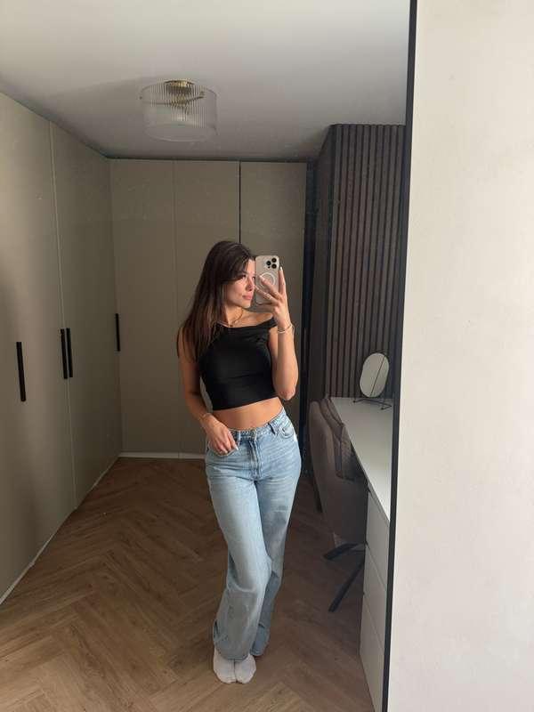 Hey guys 😊 New porn bundle uploaded with some older stuff. C..