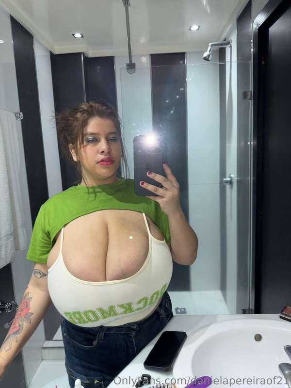 danielapereiraof21 image #2