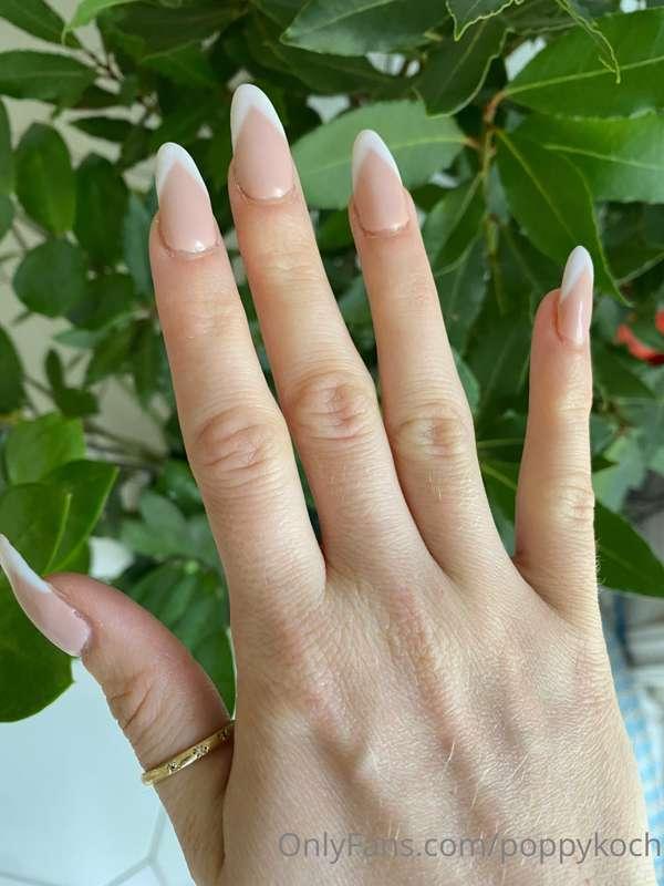 New nails 💕