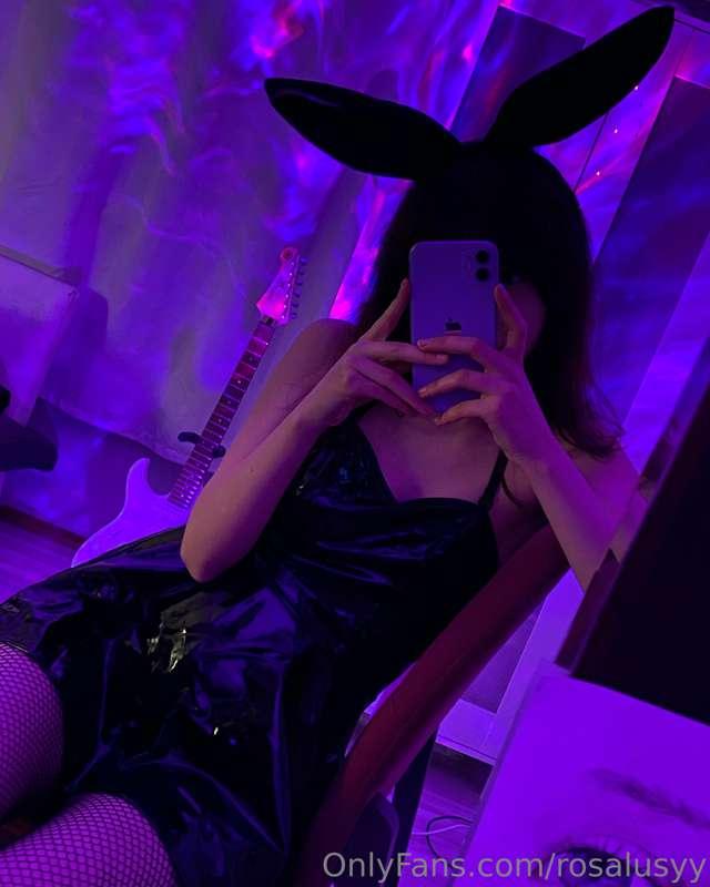 🖤