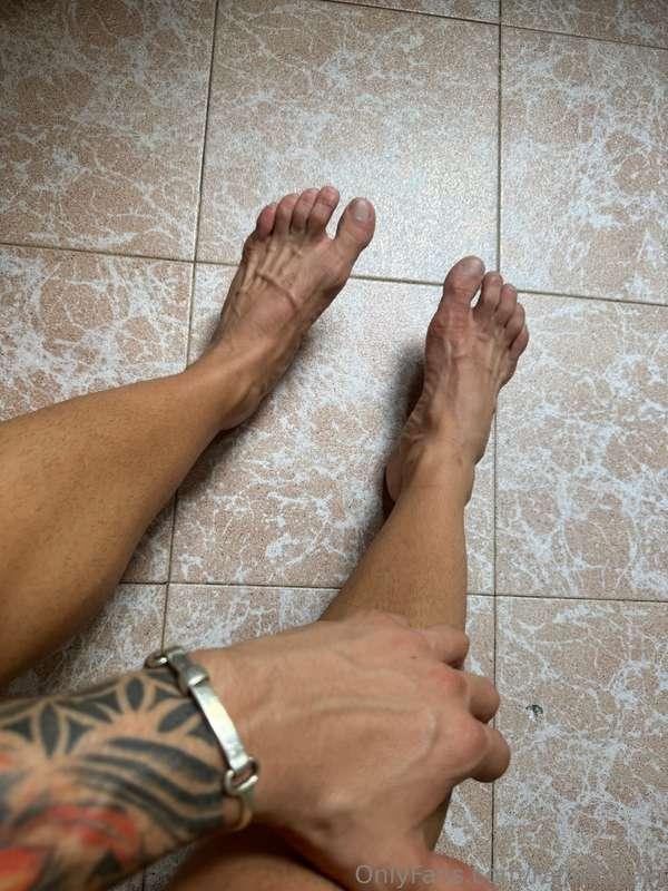 Mi podólogo es el mejor .., listos para comerselos bien.😝🦶🏻,..