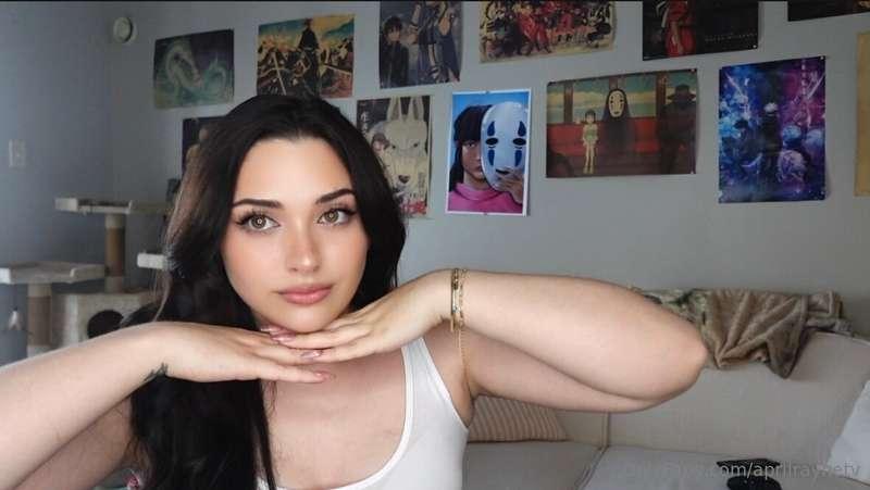 Did you guys watch my most recent OFTV? 💜