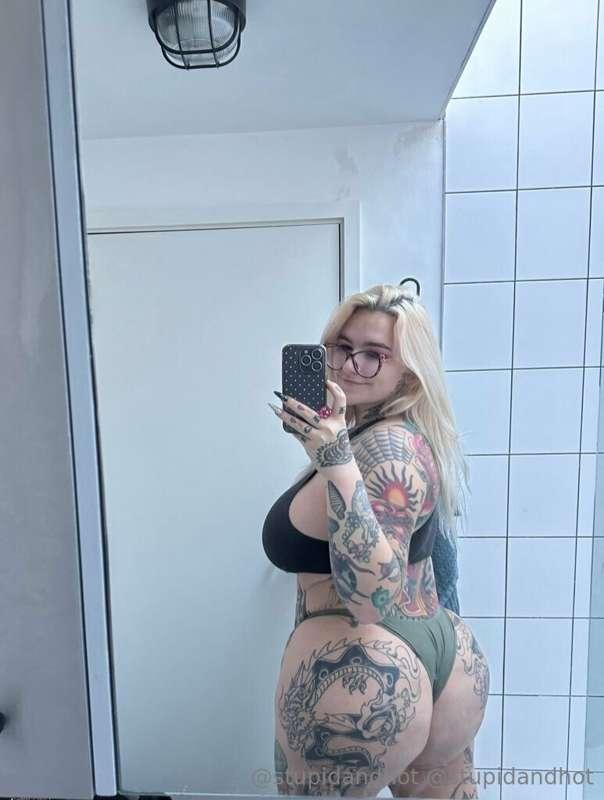 this is my sexy kim possible costume