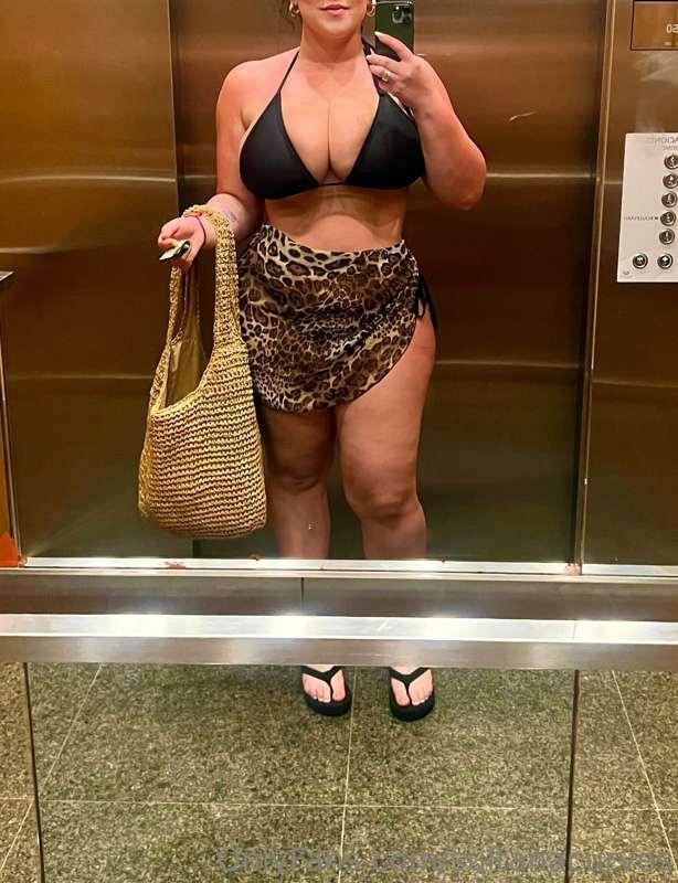 I love that the men ogling me on vacation don’t know that th..