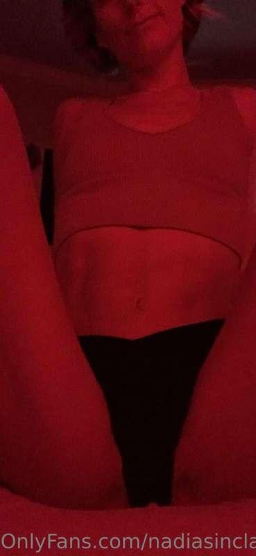 going to play with my toys tonight 🤭 I’m going to cum so muc..