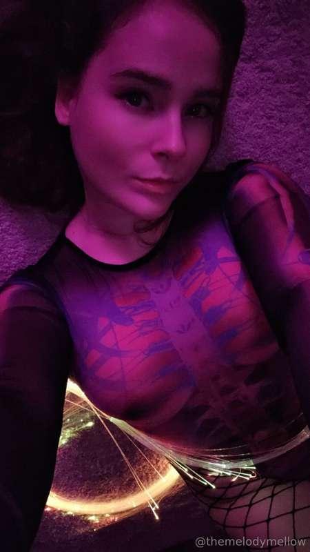 Sending a little undressy clip to your DMs and a PPV later i..