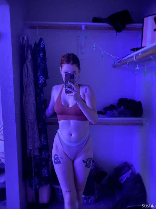 Uhhh hi feeling cute and happy tonight! sorry for not respon..