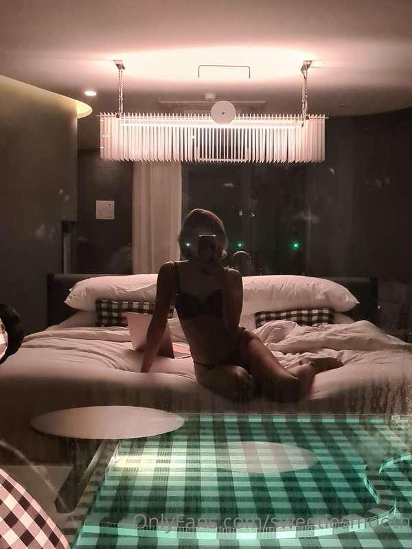 📸