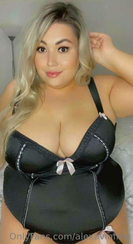 🍑 BLONDE BUSTY BIG ASS BBW 🍑 

FREE PAGE 😱
@avalilyfree

#ad