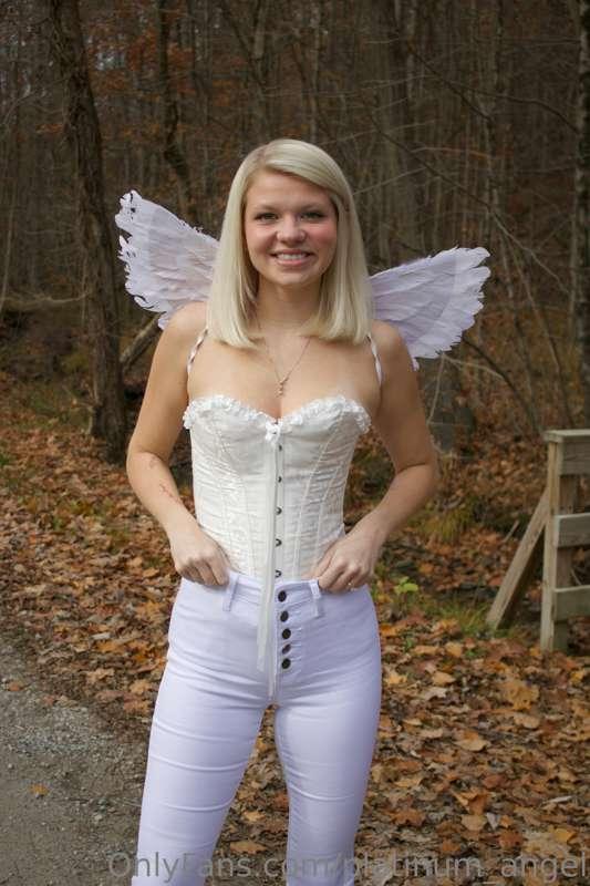 Angel in the streets but not in the sheets.. 😇
Cum find out...