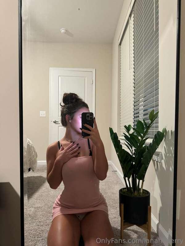 ### does my dress look good?