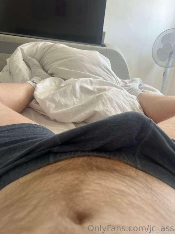 I’m so horny right now:( I need your help😫