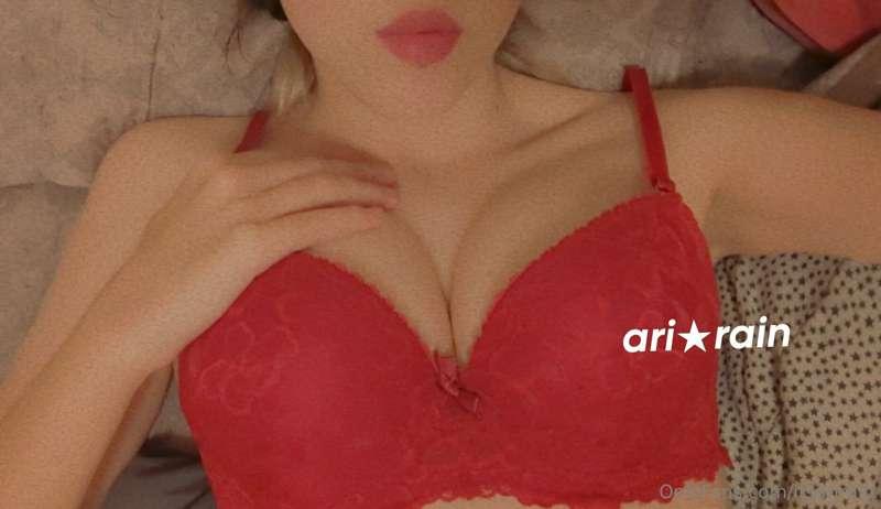 ♥️ don't I look good in red? ♥️