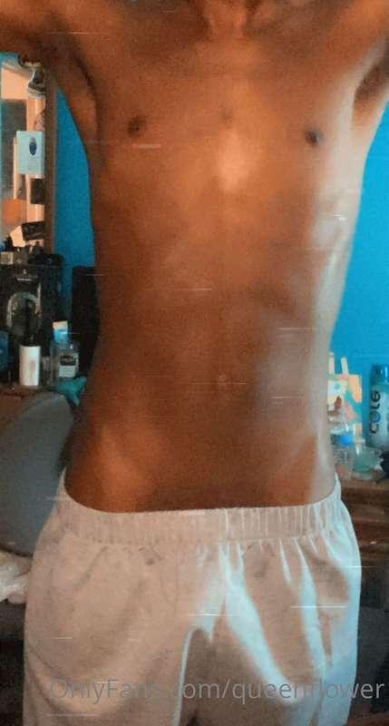 I'm gonna get slim thick now I want to squeeze a watermelon ..