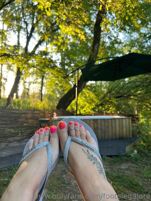 footsiegalore image #10