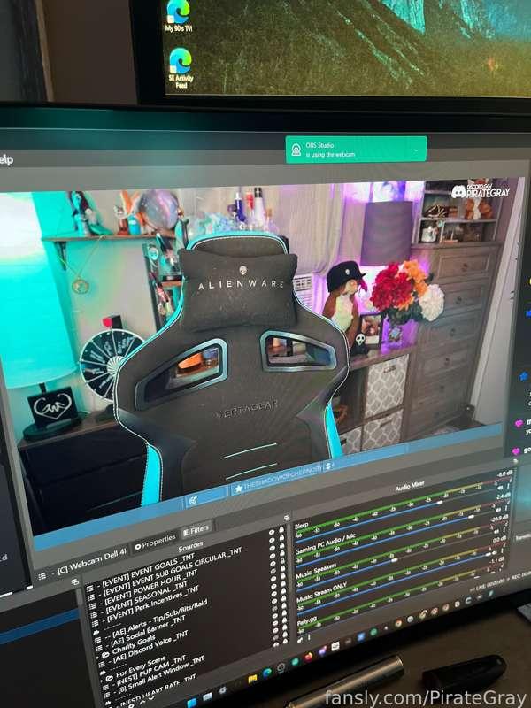 Little behind the scenes attempting to work out the new camera 😈 Ya girl just got a new camera and a biiiiig quality upgrade for stream 🥹 very excited but also VERY nervous. Going through many diff placements for the office setup 😅