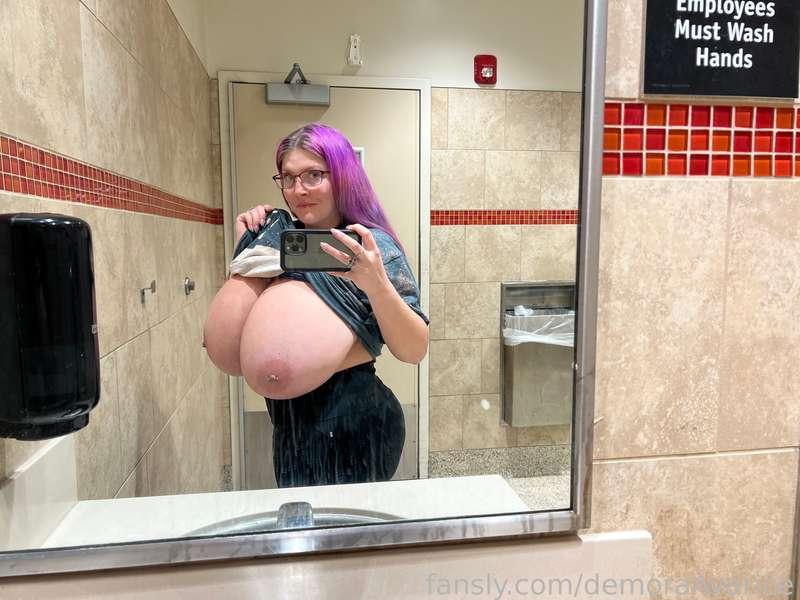 demoraavarice image #16