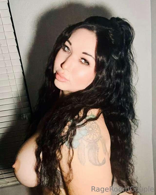 Here, have a titty 😜