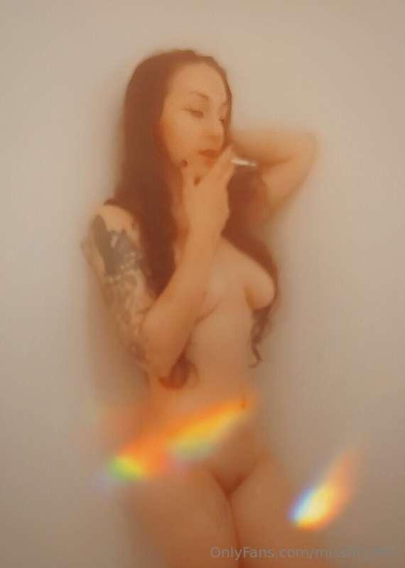lmao my girlfriend took a photo of me smoking in the shower ..