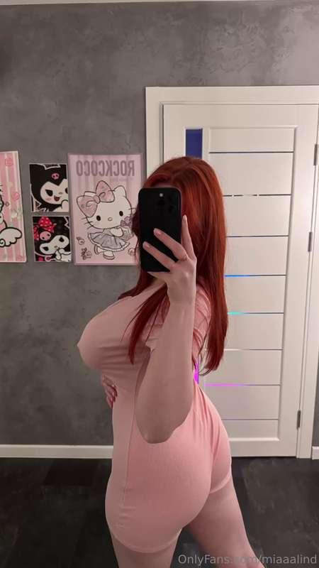 whatcha think of this track suit??