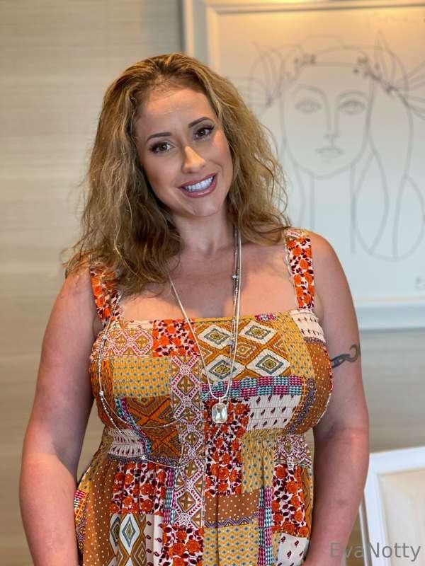 I know you want this dress to be off. Go ahead! I won't stop..