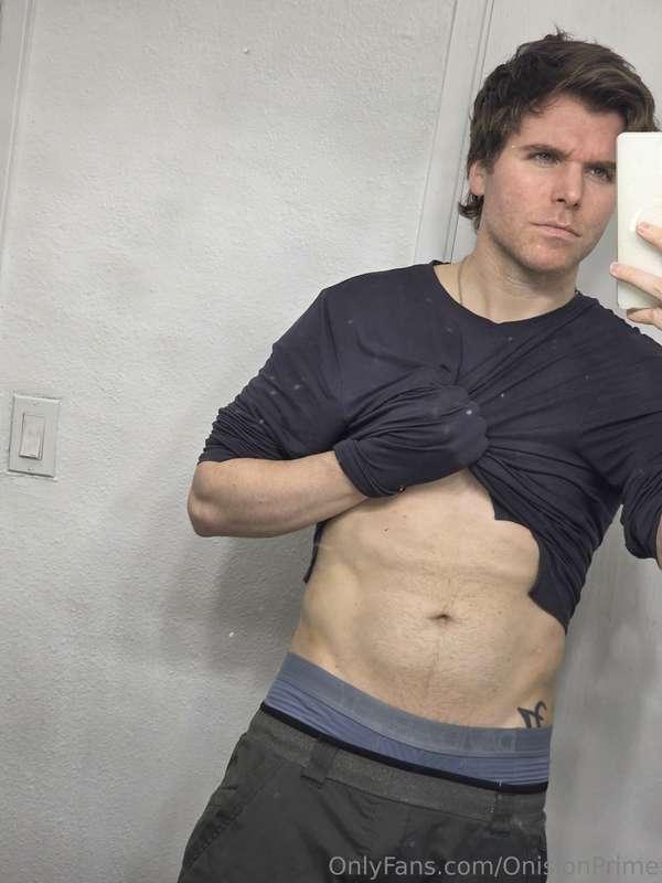 Onision, 2 Oct. 2025 💚