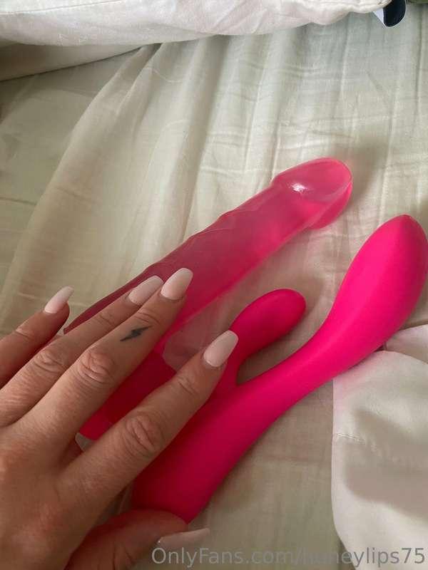 Used my two favorite pink toys this morning, check your DM’s..