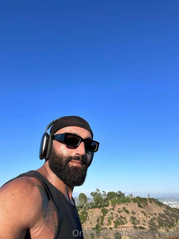 Runyon canyon is beautiful this time of year 🫠