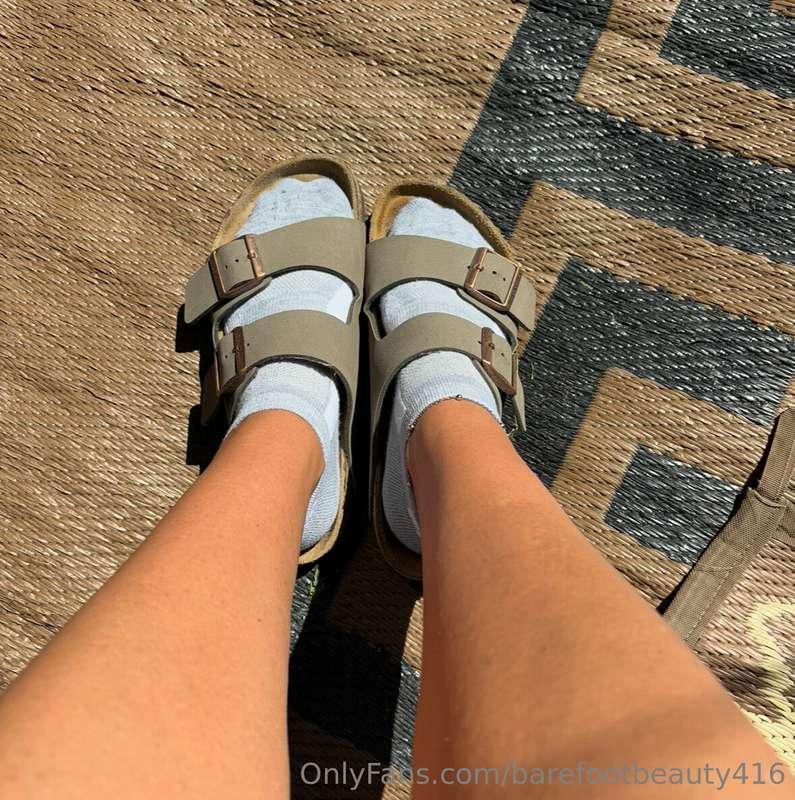 socks with birks?😏