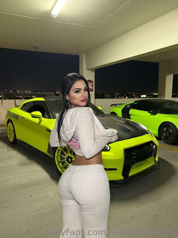 Let’s go to the movie theater😈 I can slip my panties out of ..