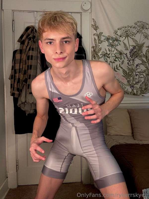 rykerrskyee image #2