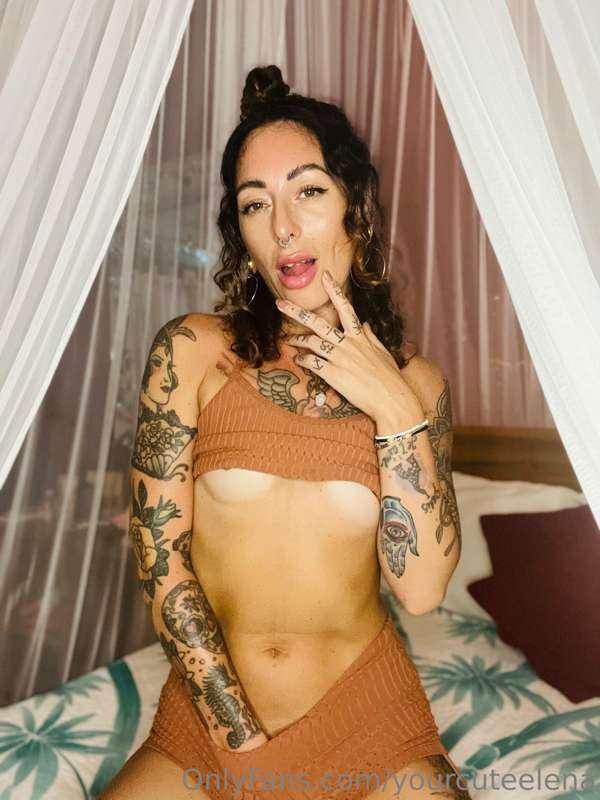 yourcuteelena image #1
