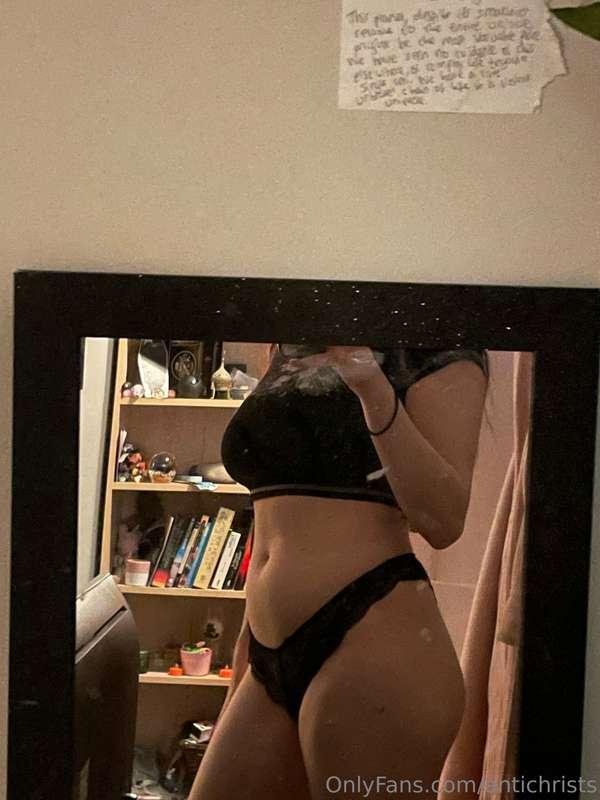 >.<