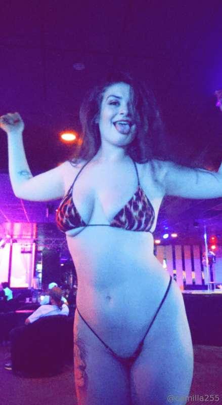 Litty titty!! Damn I miss dancing....who would come see me s..
