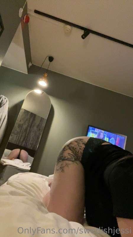 What do you think about my nude ass? 😘