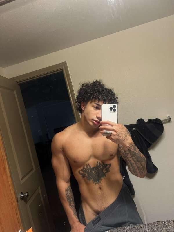 Wanna see what’s hiding under these pants? 👀