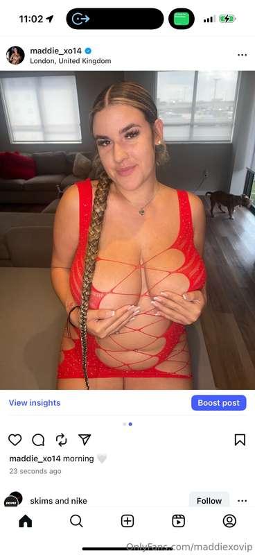 good morning go like for some pics after my Pilates class 🤍